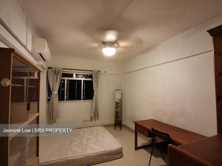 Blk 319 Jurong East Street 31 (Jurong East), HDB 4 Rooms #195689352
